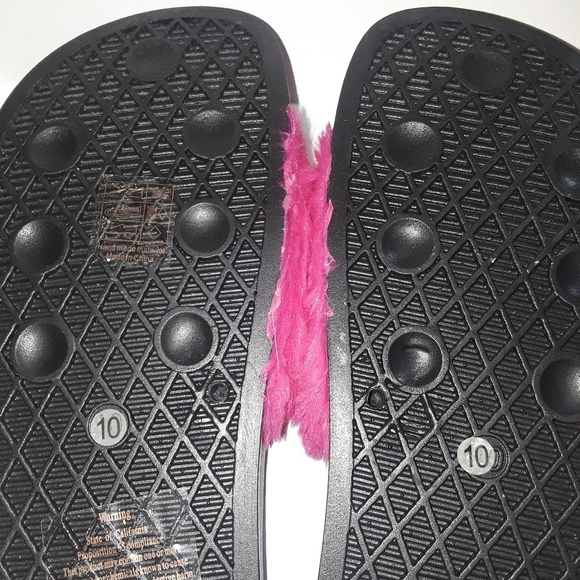 5🌟⬇️6 HOURS PRICE FIRM Fuschia Faux Fur Slide Sa - Picture 10 of 12